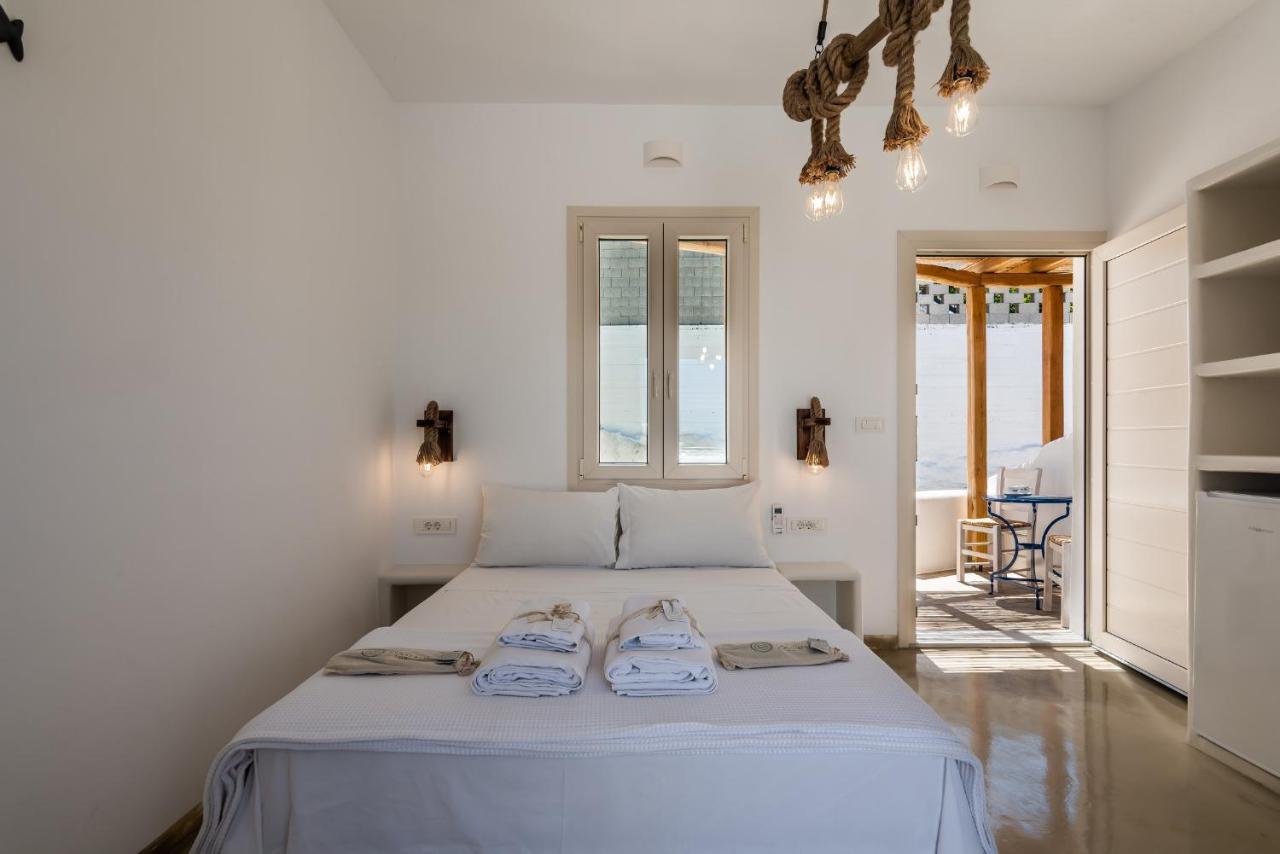 Geomilos Deluxe Apartment Triovasalos